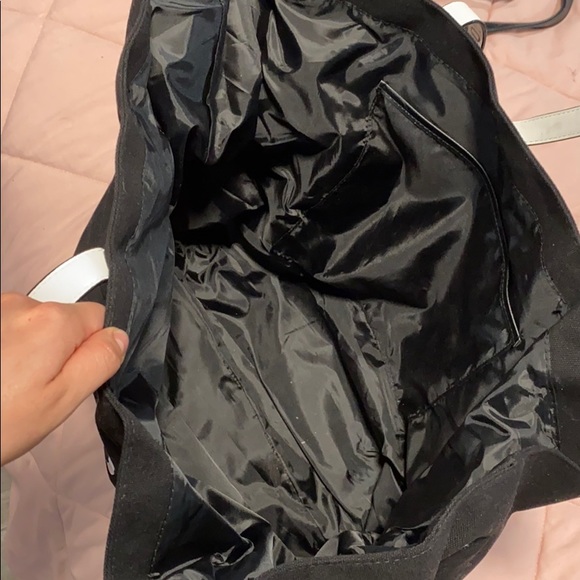 Victoria’s Secret tote bag - Picture 2 of 2